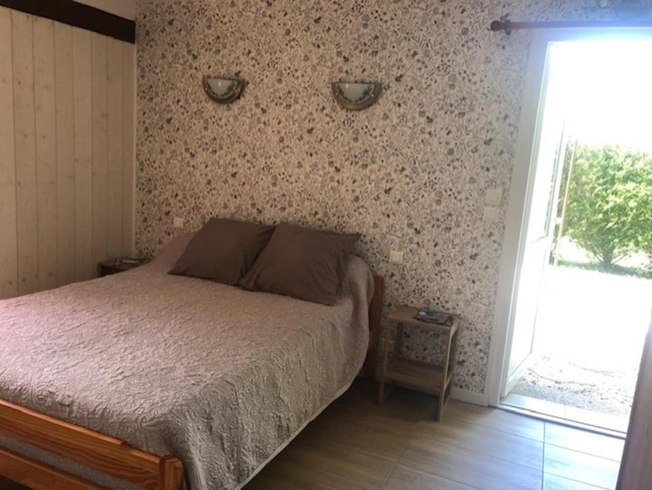 Chambre D'Hotes La Cavaille Veyrines-de-Vergt Exterior photo